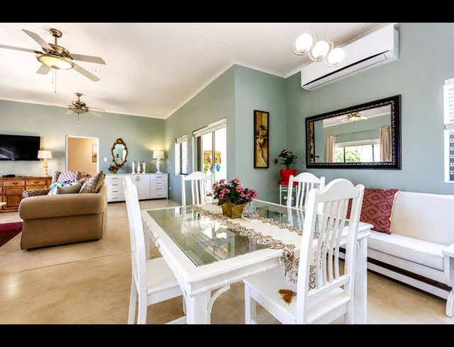4 BEDROOM HOUSE FOR SALE IN RIEBEEK-KASTEEL